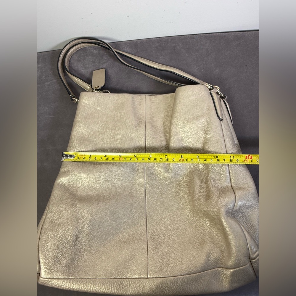 Coach Madison Phoebe shoulder tote bag pebbled leather metallic light gold EUC - Picture 16 of 16